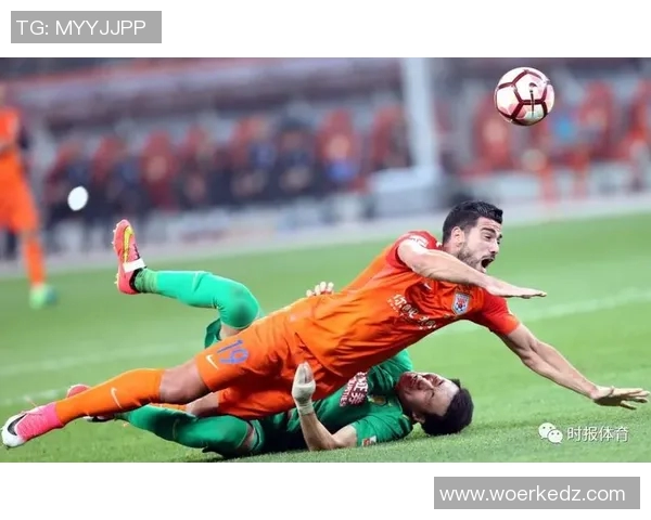 赛后复盘：深圳足球队与杭州足球队在比赛中的战术意识与表现分析