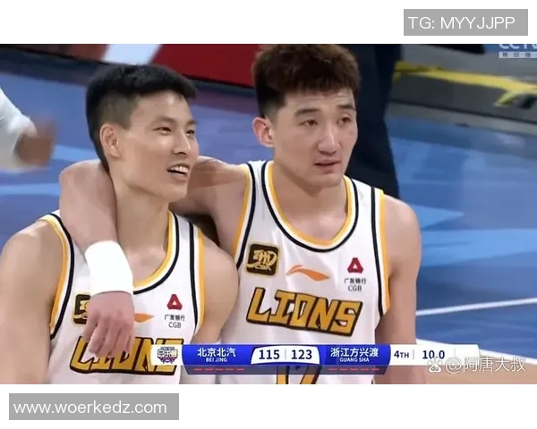 2018年CBA精彩对决回顾广厦队与辽宁队的巅峰对抗录像分析