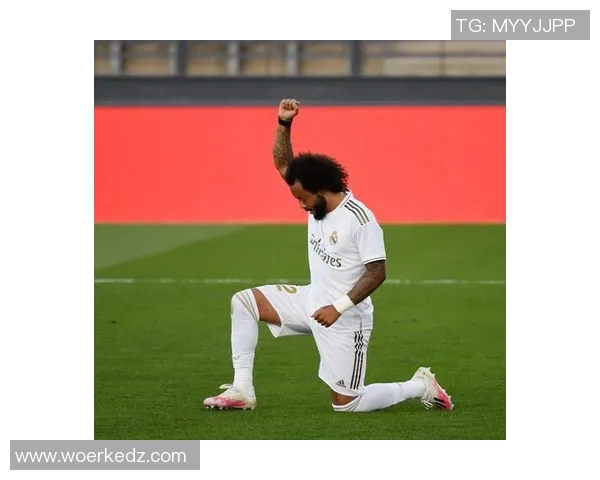 克罗斯在球场上的传奇之路与足球世界的影响力分析