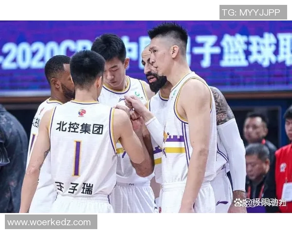 2013年CBA季后赛广东队与北京队激战回顾及精彩瞬间分析