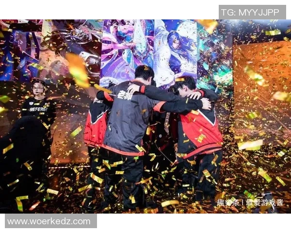 恒大与恒丰激战正酣谁能在这场巅峰对决中夺得冠军荣耀