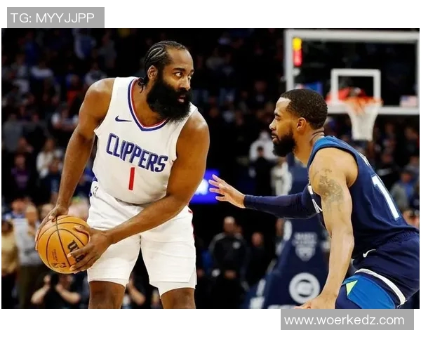 快船与勇士的巅峰对决揭示NBA季后赛的激烈竞争与精彩瞬间