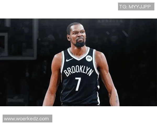 杜兰特重返赛场篮网对决勇士精彩对抗引发球迷热议