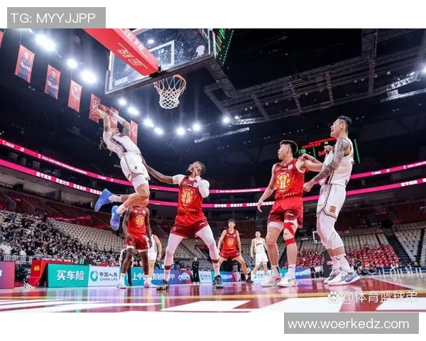 2017年火箭队与上海大鲨鱼精彩对决回顾及赛季亮点分析 2017年火箭队与上海大鲨鱼精彩对决回顾及赛季亮点分析