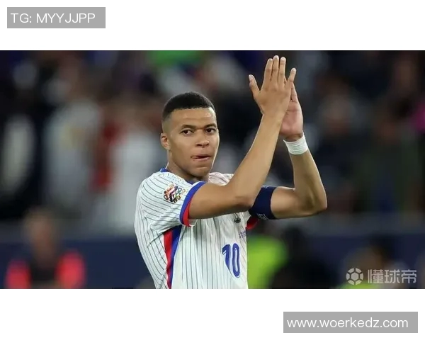 姆巴佩领衔法国队冲击世界杯冠军前景分析与个人表现回顾