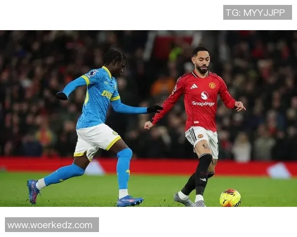 狼队与曼联激战正酣赛直播全程回顾与精彩瞬间解析