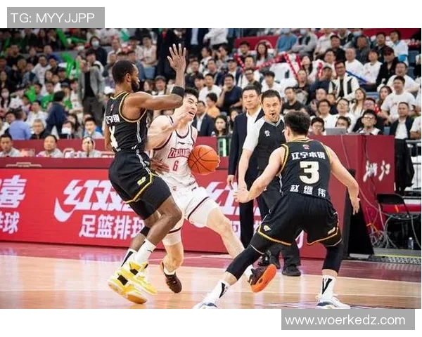 稠州队与北控队激战正酣谁能在这场对决中笑到最后 稠州队与北控队激战正酣谁能在这场对决中笑到最后