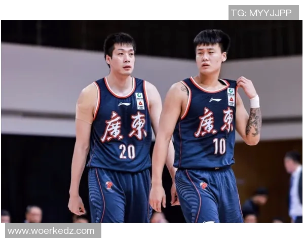 休斯顿与亚特联激情对决谁能在这场较量中笑到最后 休斯顿与亚特联激情对决谁能在这场较量中笑到最后