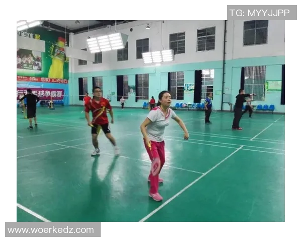 北京羽毛球队状态引发热议球迷对表现与未来充满争议与期待MBA 北京羽毛球队状态引发热议球迷对表现与未来充满争议与期待MBA