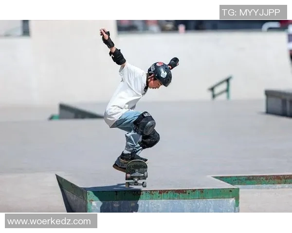 极限运动的魅力与挑战:探秘北京极限运动队的进攻策略与训练之道 极限运动的魅力与挑战:探秘北京极限运动队的进攻策略与训练之道