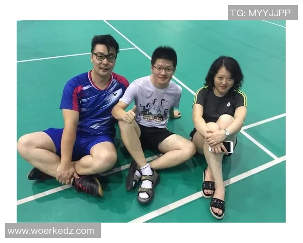 深圳羽毛球队与南京羽毛球队赛后状态分析与复盘探讨