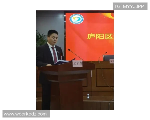 深度对话：探寻黄军在英雄联盟中的成长与奋斗历程